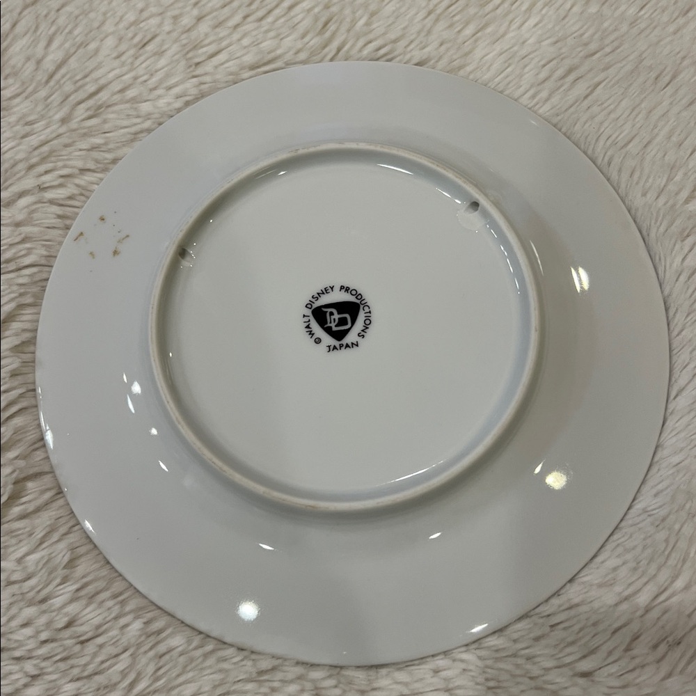 Walt Disney Disneyland Souvenir Plate Wall Hanging - Picture 4 of 7